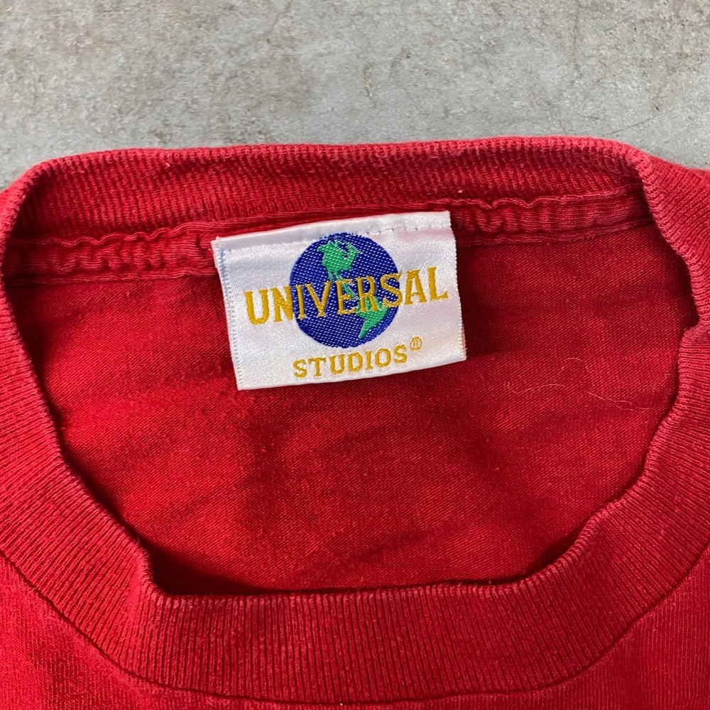 VTG Universal Studios Red Short Sleeve Tee Mens S/M - Picture 4 of 9